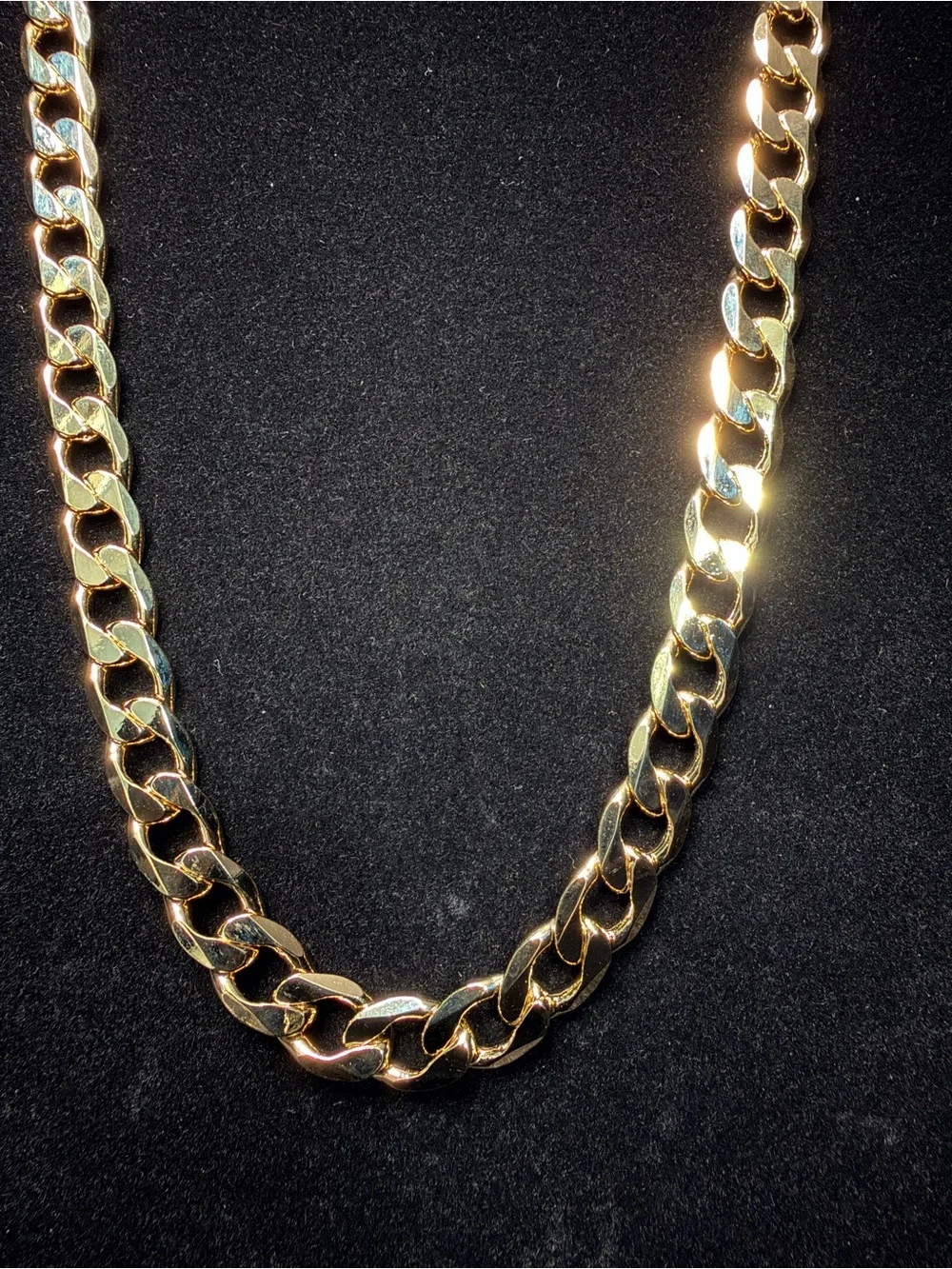Cuban Necklace 20in 9.3MM 14K Stamped Gold Filled. You’ll Stand Out! Brand New